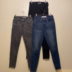 Levi’s 721 / 535 skinny jeans . Bundle 3 pairs. Size all 26